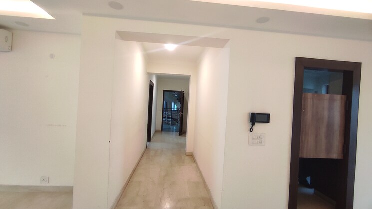 Room, parsvnath-exotica 3.5 Bedroom 2950 Sq.Ft. Apartment In Sector 53 Gurgaon 8933333
