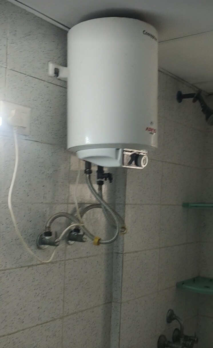 Bathroom, logix-blossom-zest 1 RK 494 Sq.Ft. Apartment In Sector 143 Noida 8933334