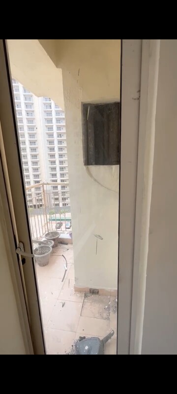 Bathroom in 1 RK Apartment at Logix Blossom Zest, Sector 143 – for Rent