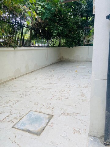 Balcony in 3 BHK Builder Floor at Auram Floor, South City 2 – for Rent