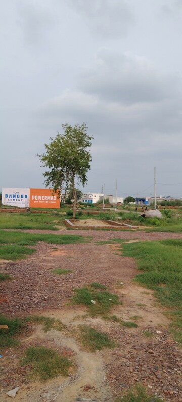  Plot – Exterior View View at Gandhi Colony - for Sale