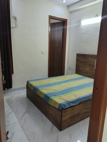 Bedroom in 2 BHK Builder Floor at The Grand, Sector 52 – for Rent