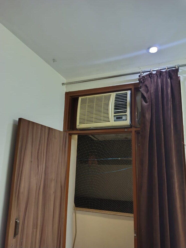 Balcony, the-grand 2 Bedroom 1560 Sq.Ft. Builder Floor In Sector 52 Gurgaon 8933349