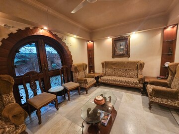 Living Room in 4 BHK Independent House at Satellite – for Rent