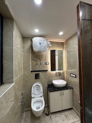 Bathroom in 3 BHK Builder Floor at DLF Atria, Dlf Phase ii – for Rent