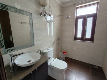 Bathroom in 3 BHK Builder Floor at Huda Staff Colony, Sector 46 – for Rent
