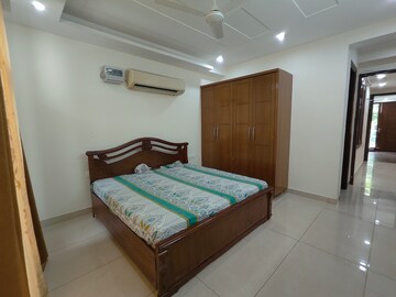 Bedroom in 3 BHK Builder Floor at Huda Staff Colony, Sector 46 – for Rent
