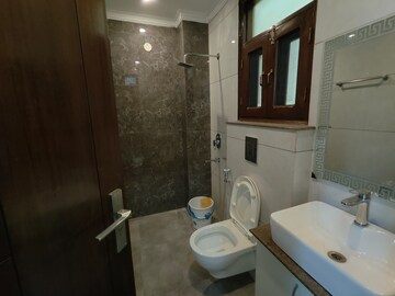 Bathroom in 3 BHK Builder Floor at Huda Staff Colony, Sector 46 – for Rent