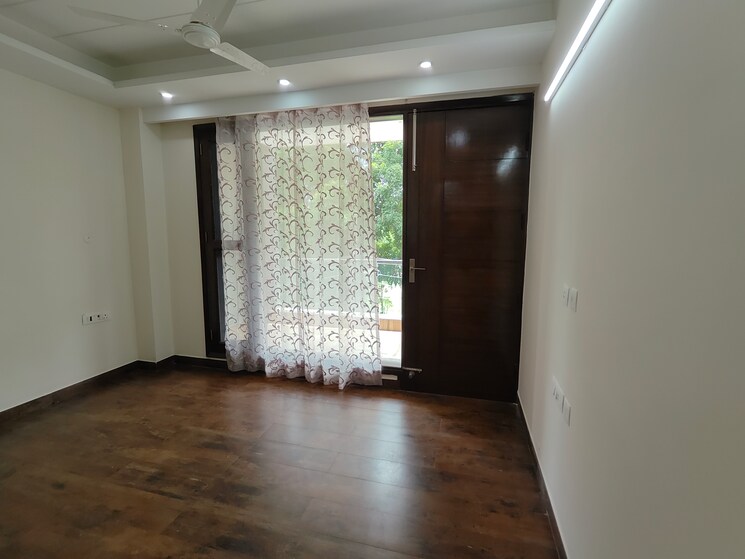 Room, huda-staff-colony 3 Bedroom 2250 Sq.Ft. Builder Floor In Sector 46 Gurgaon 8933384