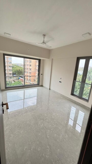 Room in 2 BHK Apartment at Paradigm Artteza, Santacruz West – for Rent