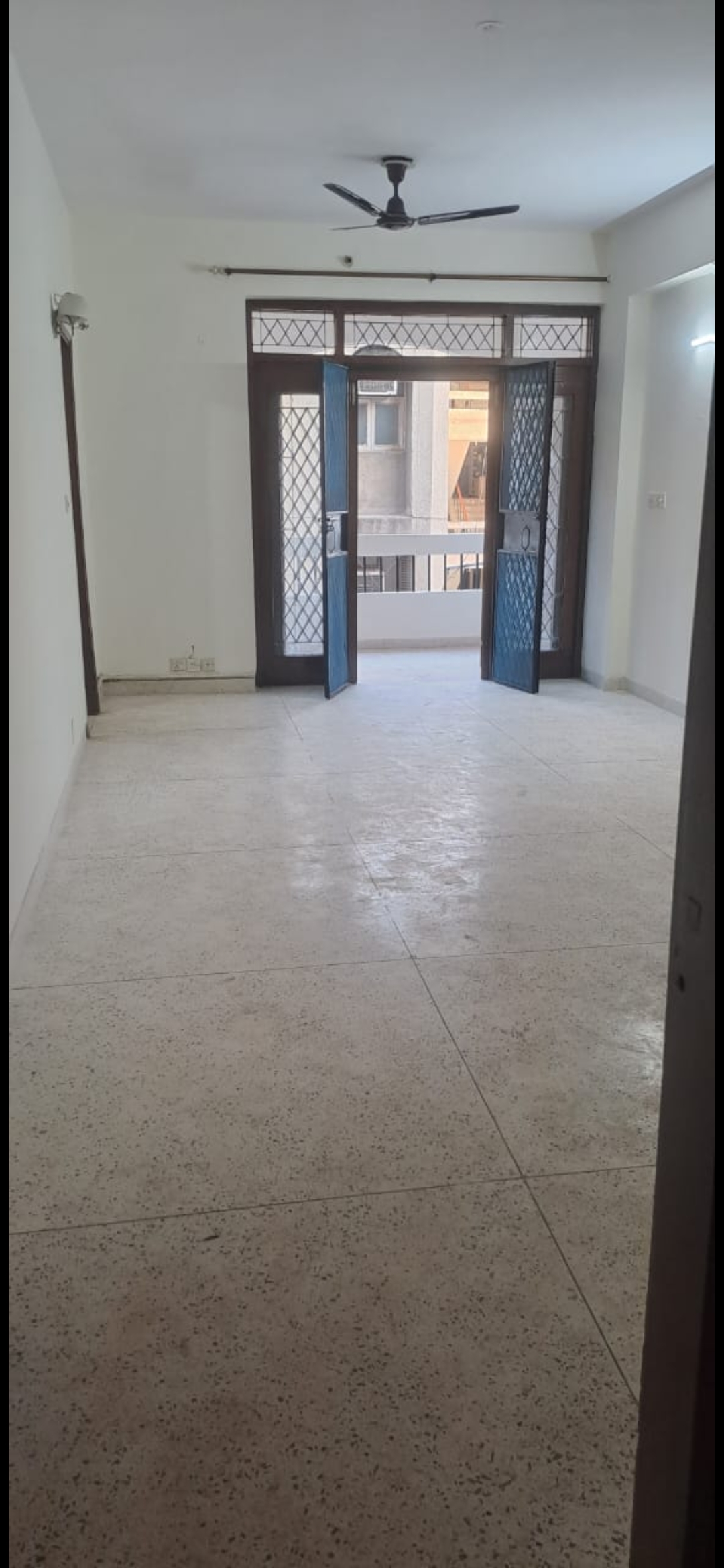 3 BHK + Extra Room Apartment For Sale in Paryatan Apartments