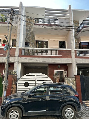 3 BHK Builder Floor – Exterior View View at Sahastradhara Road - for Rent