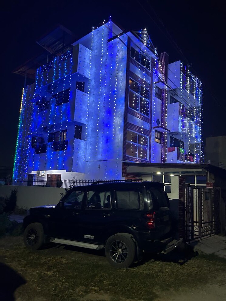  Parking, sahastradhara road 3 Bedroom 2005 Sq.Ft. Builder Floor In Sahastradhara Road Dehradun 8933407