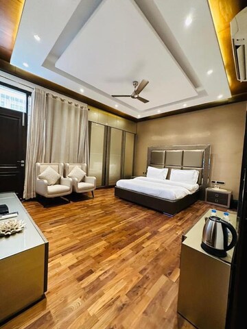 Kitchen in 3 BHK Builder Floor at Safdarjung Enclave – for Rent