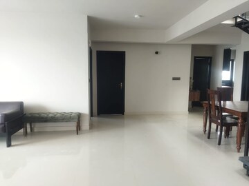 Room in 4 BHK Apartment at Imperial Navkis Celeste, Rmv Extension – for Rent