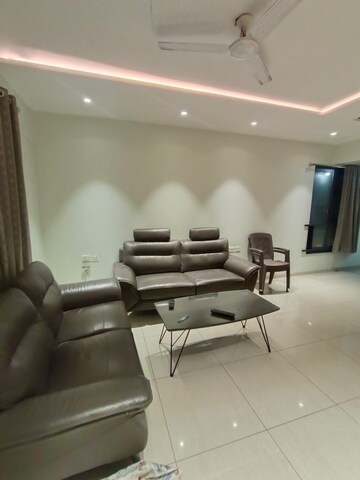 1 BHK Apartment For Rent in Mahindra Antheia, Pimpri