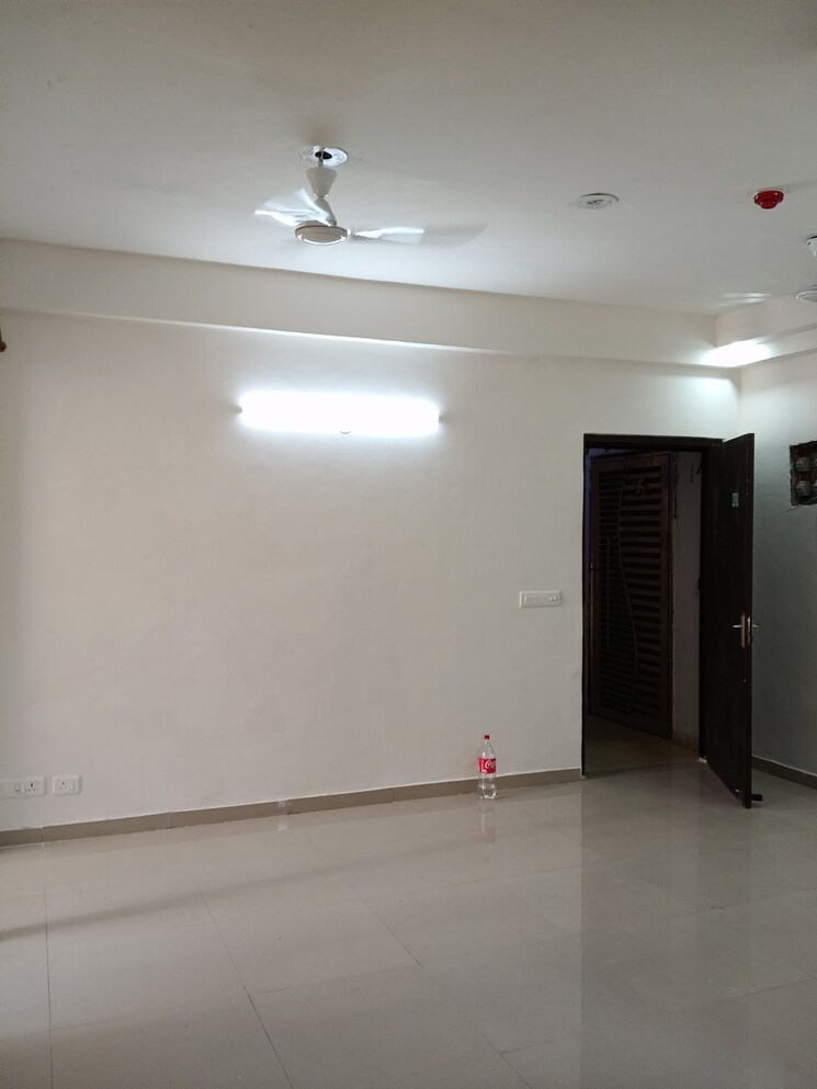 Room, mahagun-mywoods 2 Bedroom 960 Sq.Ft. Apartment In Sector 16c Greater Noida Greater Noida 8933460