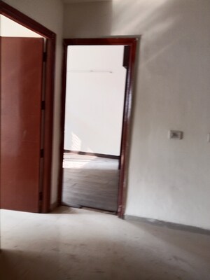 Room in 2 BHK Apartment at Mahagun Mywoods, Sector 16c Greater Noida – for Sale