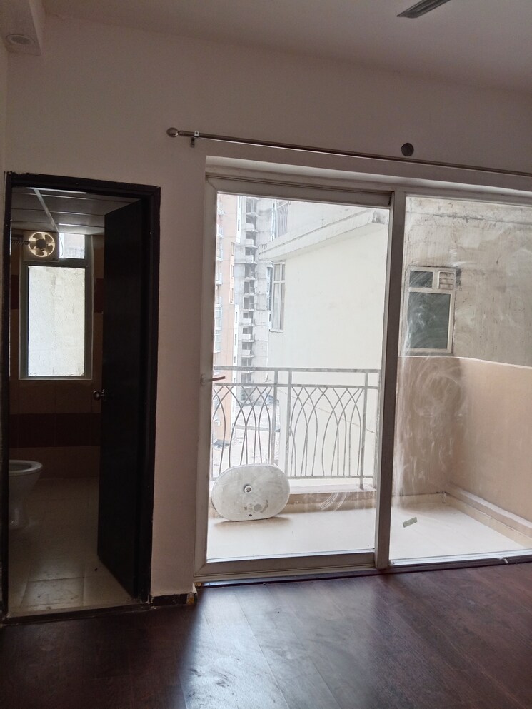 Room, mahagun-mywoods 2 Bedroom 960 Sq.Ft. Apartment In Sector 16c Greater Noida Greater Noida 8933460