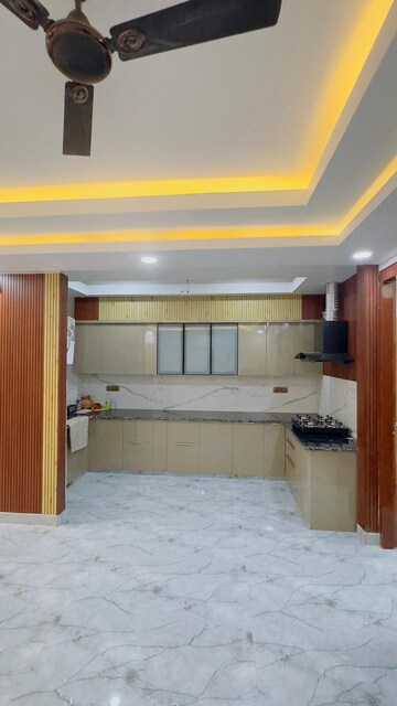 Bedroom in 3 BHK Builder Floor at Sahastradhara Road – for Rent