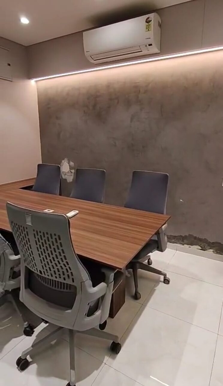 Team Area, vaishnodevi circle Commercial Office Space 1000 Sq.Ft. In Vaishnodevi Circle Ahmedabad 8933446