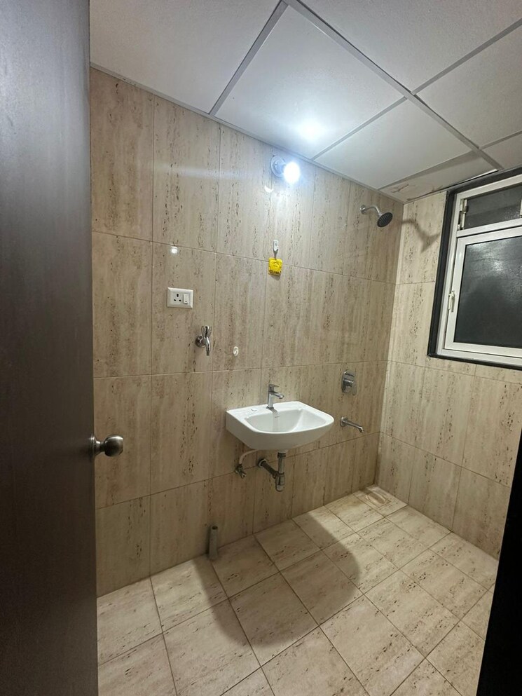 Bathroom, kolte-patil-life-republic 2 Bedroom 812 Sq.Ft. Apartment In Hinjewadi Pune 8933463