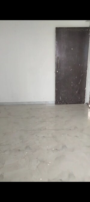 Room in 1 RK Apartment at Amardeep Anutham, Mulund East – for Sale