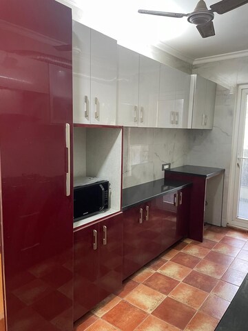Kitchen in 4 BHK Builder Floor at DLF Imperial Residences, Dlf Phase I – for Rent