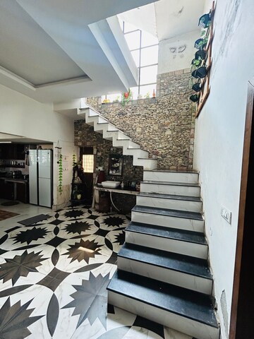 Balcony in 4 BHK Independent House at Sahastradhara Road – for Rent