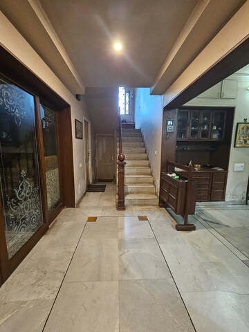  4 BHK Independent House at Satellite – for Rent