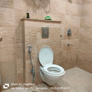 Master Bedroom in 3 BHK Builder Floor at MVL IPark, Sector 15 – for Rent