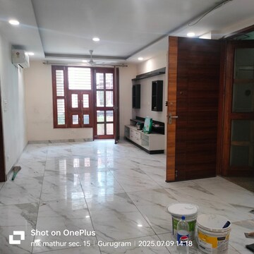 Room in 3 BHK Builder Floor at MVL IPark, Sector 15 – for Rent