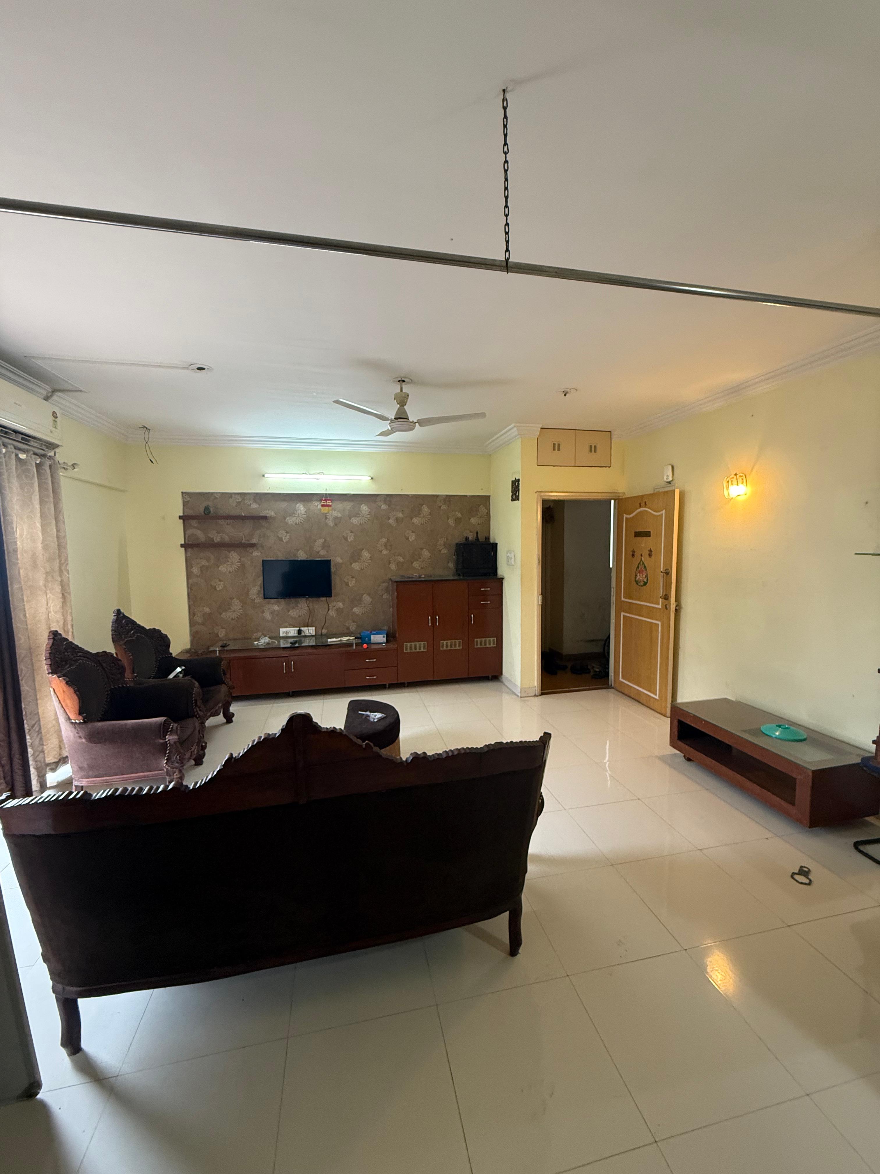 2 BHK + Pooja Room,Servant Room,Study Room,Extra Room Apartment For Rent in Sonigara Omega Paradise
