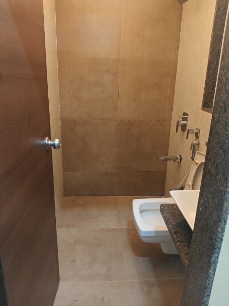 Bathroom, veena-serenity 2 Bedroom 631 Sq.Ft. Apartment In Chembur Mumbai 8933520