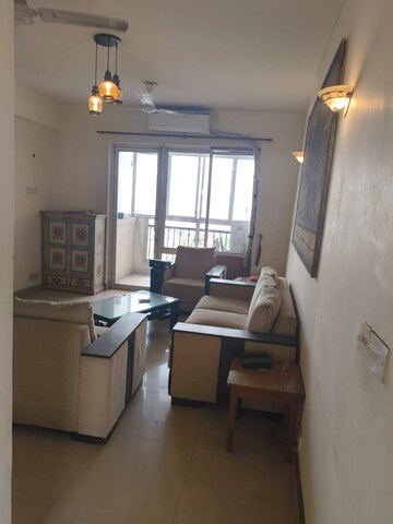 Master Bedroom in 2 BHK Apartment at DLF City Phase IV, Dlf Phase iv – for Rent
