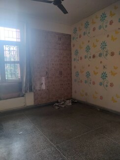 3 BHK Apartment For Sale in Vijay Ratan Vihar