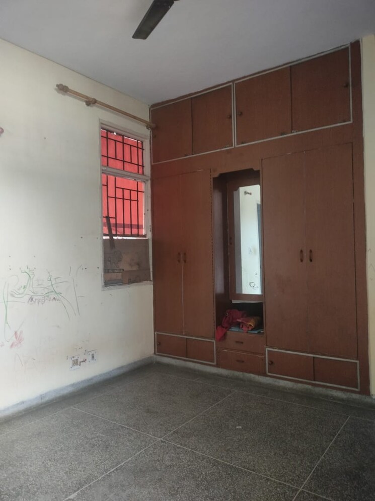 Room, vijay-ratan-vihar 3 Bedroom 1300 Sq.Ft. Apartment In Sector 15 Gurgaon 8933517