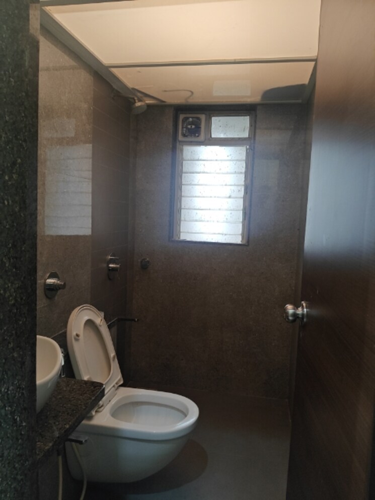 Bathroom, veena-serenity 2 Bedroom 631 Sq.Ft. Apartment In Chembur Mumbai 8933595
