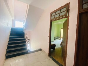 Room in 2 BHK Builder Floor at Indira Nagar – for Sale