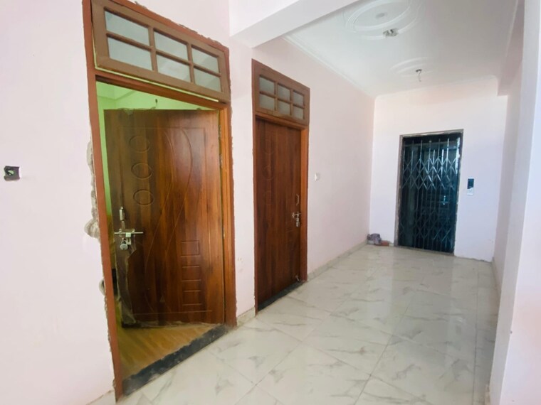 Room, indira nagar 2 Bedroom 900 Sq.Ft. Builder Floor In Indira Nagar Lucknow 8933596