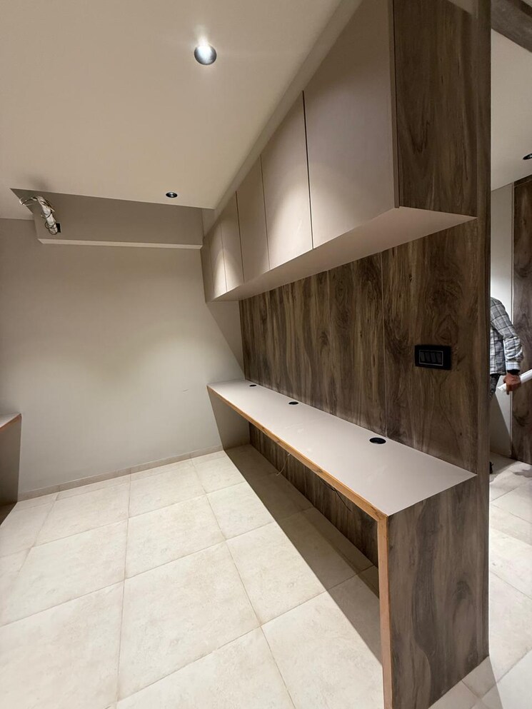 Floor Plan, sheladia-one-world-west Commercial Office Space 850 Sq.Ft. In Ambli Ahmedabad 8933609