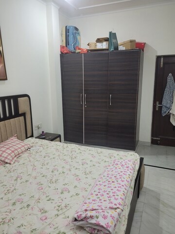 Bedroom in 2 BHK Builder Floor at Greenwood City, Sector 40 – for Rent