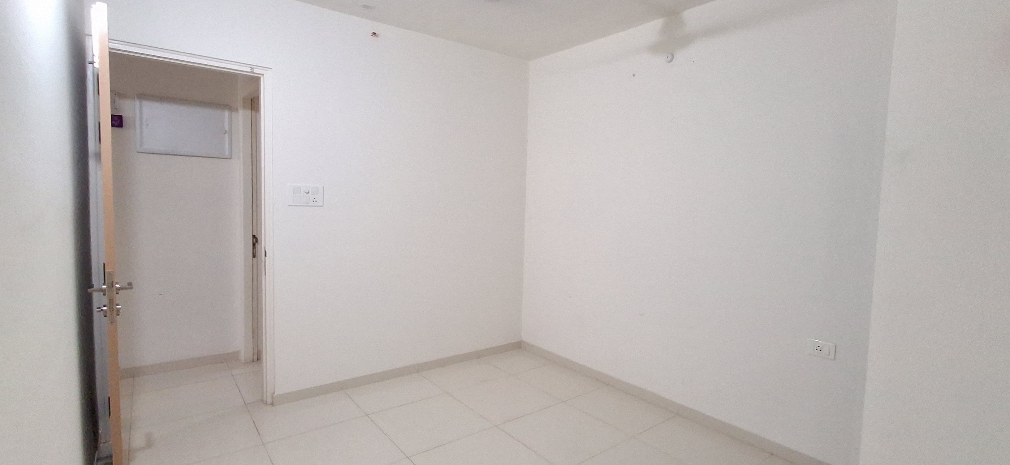 2 BHK + Pooja Room 720 Sq.Ft. Apartment in Godrej Emerald