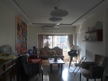 Team Area in 3 BHK Penthouse at Worli – for Rent