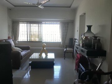 Team Area in 3 BHK Penthouse at Worli – for Rent