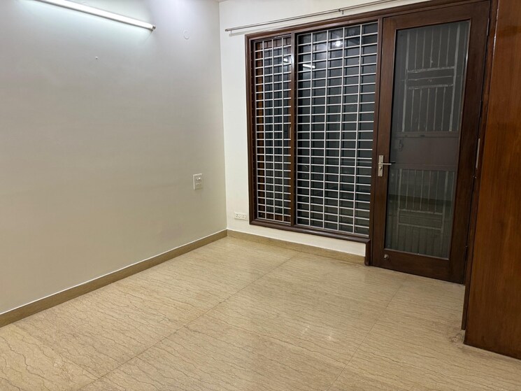 Room, ss-the-lilac 3 Bedroom 2400 Sq.Ft. Apartment In Sector 49 Gurgaon 8933620