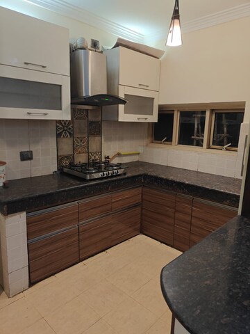 Kitchen in 4 BHK Apartment at Emerald Green, Sector 52 – for Rent