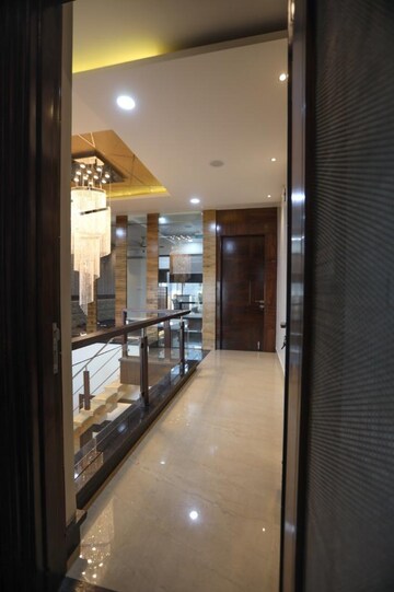 Balcony in 6 BHK Independent House at Gomti Nagar – for Sale