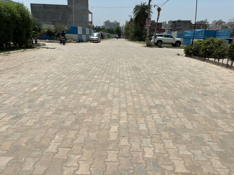  Parking, alaknanda-maxxus-eden-estate  125 Sq.Ft. Plot In Ghazipur Zirakpur 8933671