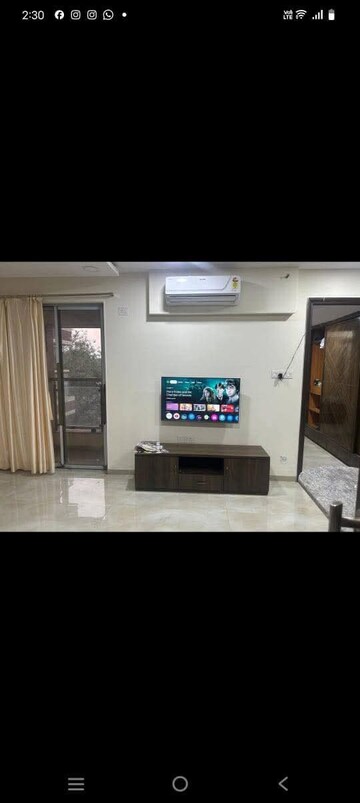 Furnished Amenities in 1 BHK Apartment at Gundivali CHS, Andheri East – for Rent